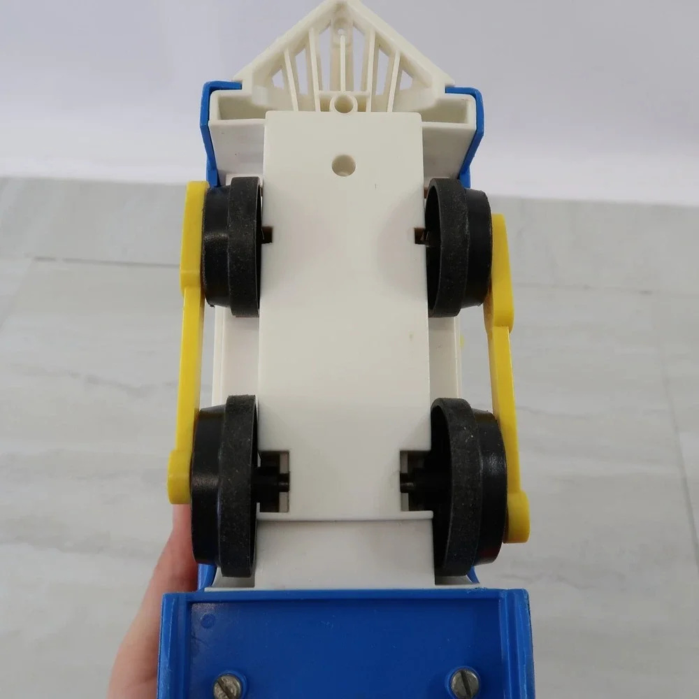 Vintage Fisher Price Little People Express Train Engine 1986 #2581